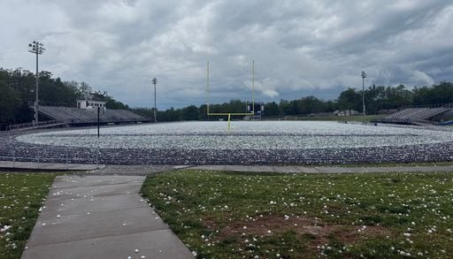 Impresionante tormenta con granizo del tama&ntilde;o de pelotas de b&eacute;isbol, dej&oacute; severos da&ntilde;os en Missouri, Estados Unidos
