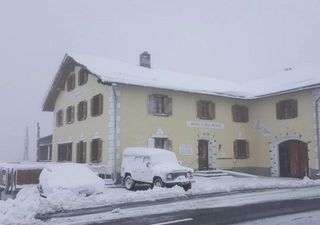  ¡Impresionantes nevadas en Italia y en Suiza en pleno verano!