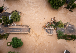 In der ARD ausgestrahlt: Satiriker verspottet ‚Starkregen‘! Reale Gefahr für Landwirtschaft & Städte wird marginalisiet