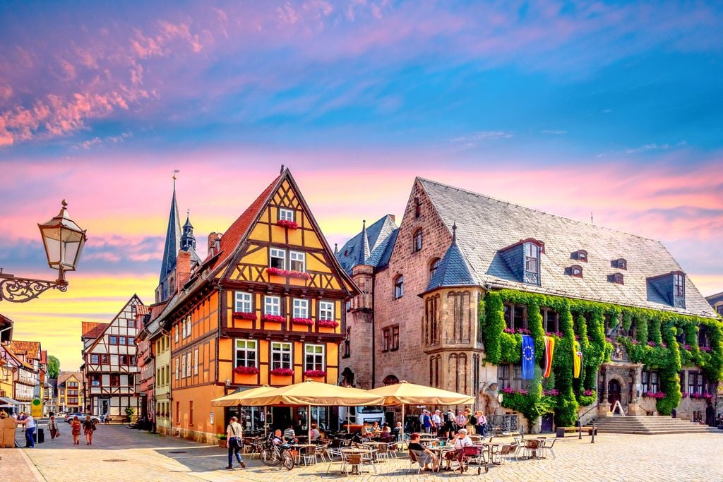 Quedlinburg Dies ist laut einem aktuellen Ranking die schönste Altstadt Deutschlands. Foto: Sina Ettmer/Adobe Stock