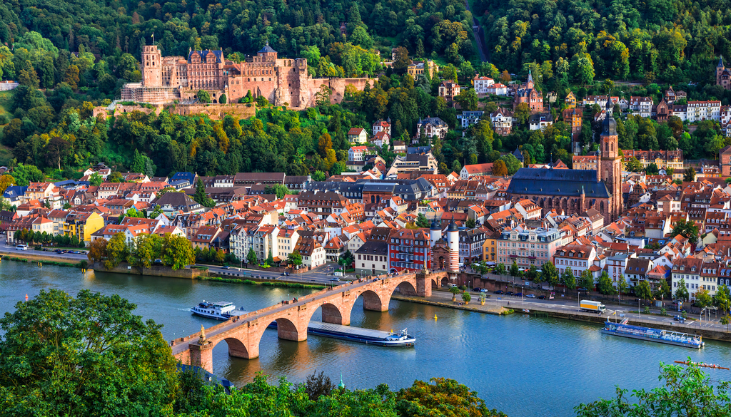 Von Heidelberg bis in die Tiefen des Weltalls: Präzisionstechnik aus der Neckarstadt soll dem NASA-Teleskop Roman helfen, bislang verborgene Planeten zu untersuchen.