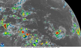 La inactividad de huracanes en el Atlántico en su pico climatológico de su máxima actividad sorprende a los meteorólogos