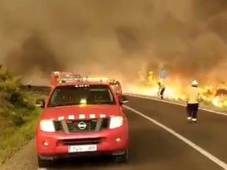 Incêndio caótico em Tarragona devido à onda de calor