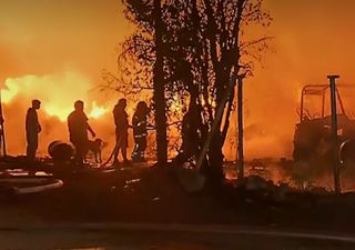 Violento incendio se produjo cerca del aeropuerto de Santiago