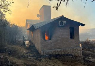 Incendios en Córdoba dejan decenas de evacuados: el humo y el fuego llegaron a las casas