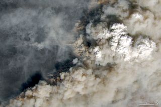 Los incendios forestales deterioran la capa de ozono