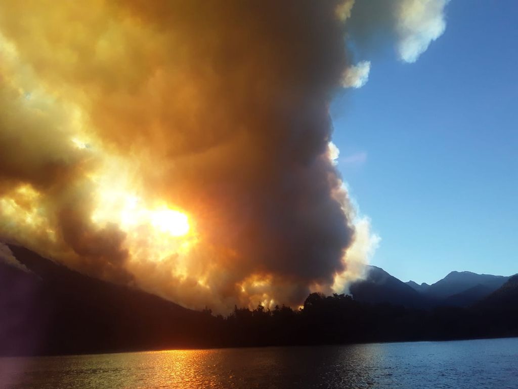 Incendio lago Martin