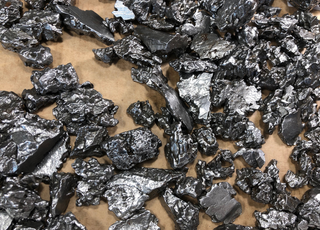 Incroyable ! Cette arme est faite de matière extraterrestre !