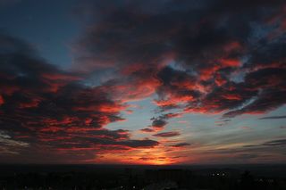 Inestabilidad KELVIN-HELMHOLTZ en puesta de sol con lenticulares