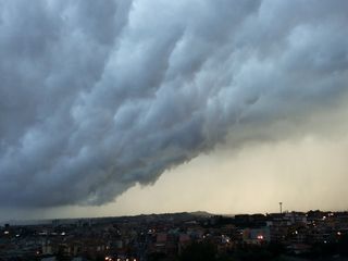 Inicia la semana con tormentas eléctricas en nuestro país