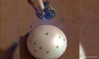 InSight detecta dos terremotos considerables en Marte