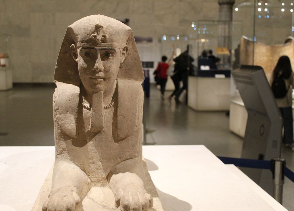 Statuette sphinx sourire Égypte