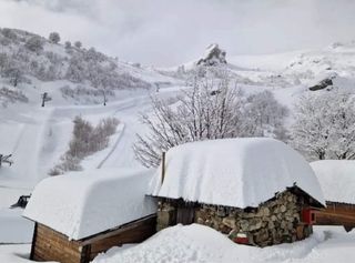 Insolite : la Corse désormais plus enneigée que les Alpes !