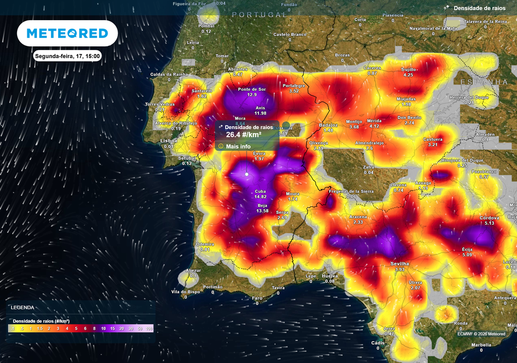 A instabilidade mantém-se na segunda-feira, desta vez com uma extensa área do Centro e Sul sob risco de trovoada. Entre as 14h e as 16h poderão desenvolver-se células particularmente intensas, com densidades superiores a 20–25 raios/km² em alguns locais.