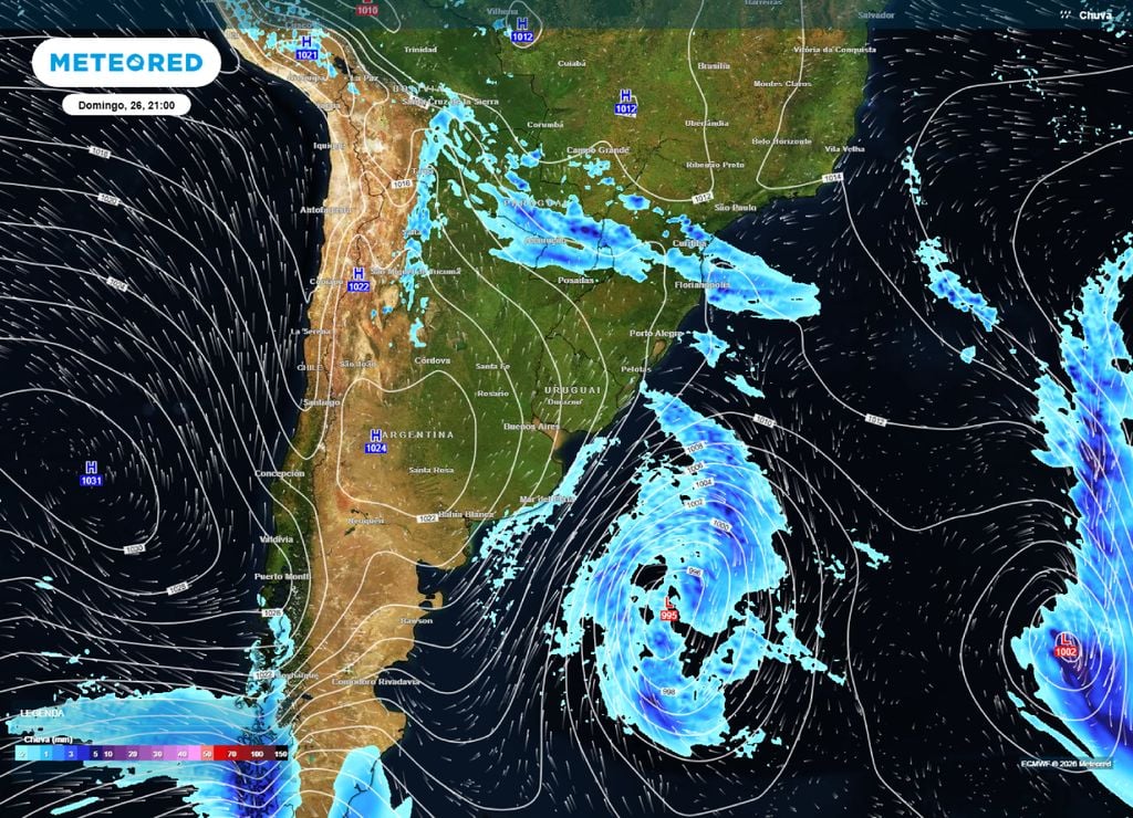 Ciclone atua ao sul do Uruguai e contribui em impulsionar o ar frio por parte do Sul do Brasil no domingo, 26 de abril.