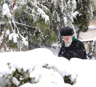 Intensa nevada en el norte de Irán: problemas en Teherán