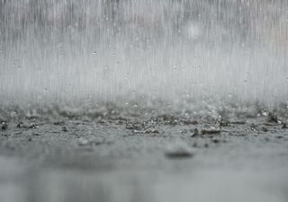 Ultimi aggiornamenti meteo: intensa perturbazione sull'Italia, forte scirocco e rischio violenti nubifragi