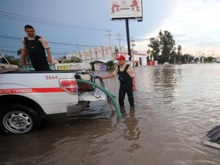 Intensas lluvias acompañadas de actividad eléctrica, dejan daños en la Zona Metropolitana de Guadalajara 