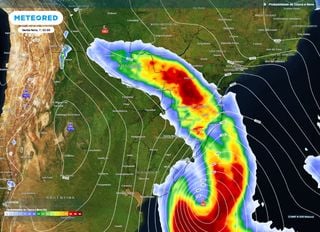Intenso ciclone atinge a Regi&atilde;o Sul: alerta de temporais, ventos de 100 km/h e linha de instabilidade