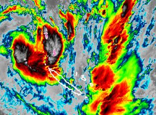 Ruby deja intensos vientos y lluvia en Nueva Caledonia