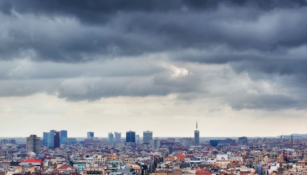 temporale Le forti piogge hanno indotto la Protezione Civile della Generalitat ad attivare l'allerta del piano INUNCAT.