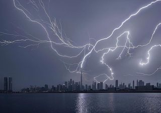 Inundaciones históricas en Dubái, ¿están relacionadas las intensas lluvias con la siembra de nube?