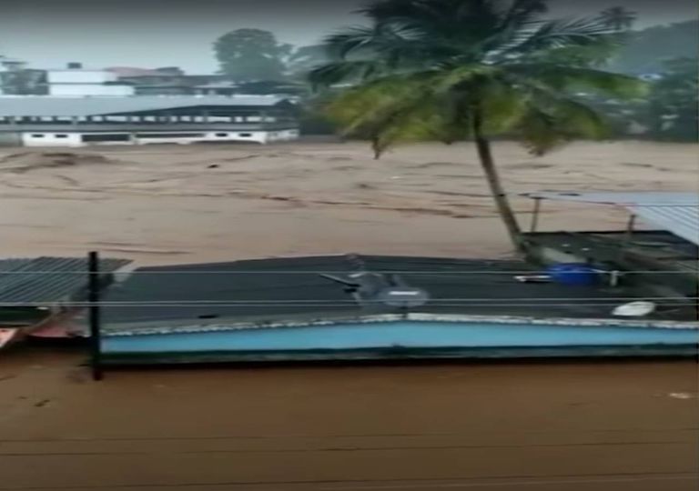 Inondations en Inde : entre images terribles, dégâts et lourd bilan ! Inondations en Inde : entre images terribles, dégâts et lourd bilan !