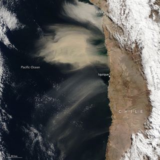 Inusual polvo atmosférico frente a Chile