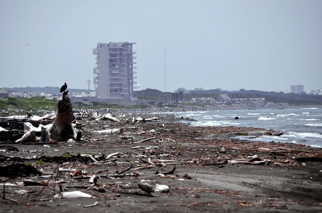 Los pobladores inconformes acusan que las autoridades estatales no respetan los acuerdos para dejar de destruir el ecosistema de la zona.