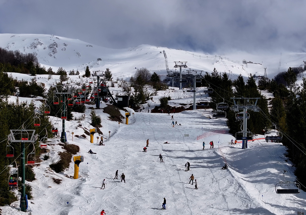 El pase diario para adultos en el Cerro Catedral (Bariloche) rondará los 115.000 pesos.