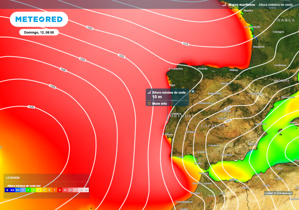 Neste fim de semana prevê-se que a agitação marítima forte se traduza em ondas com altura máxima de até 10 metros, especialmente na zona costeira entre Aveiro e Leiria e em particular entre as 15:00 de hoje e o meio-dia de amanhã.