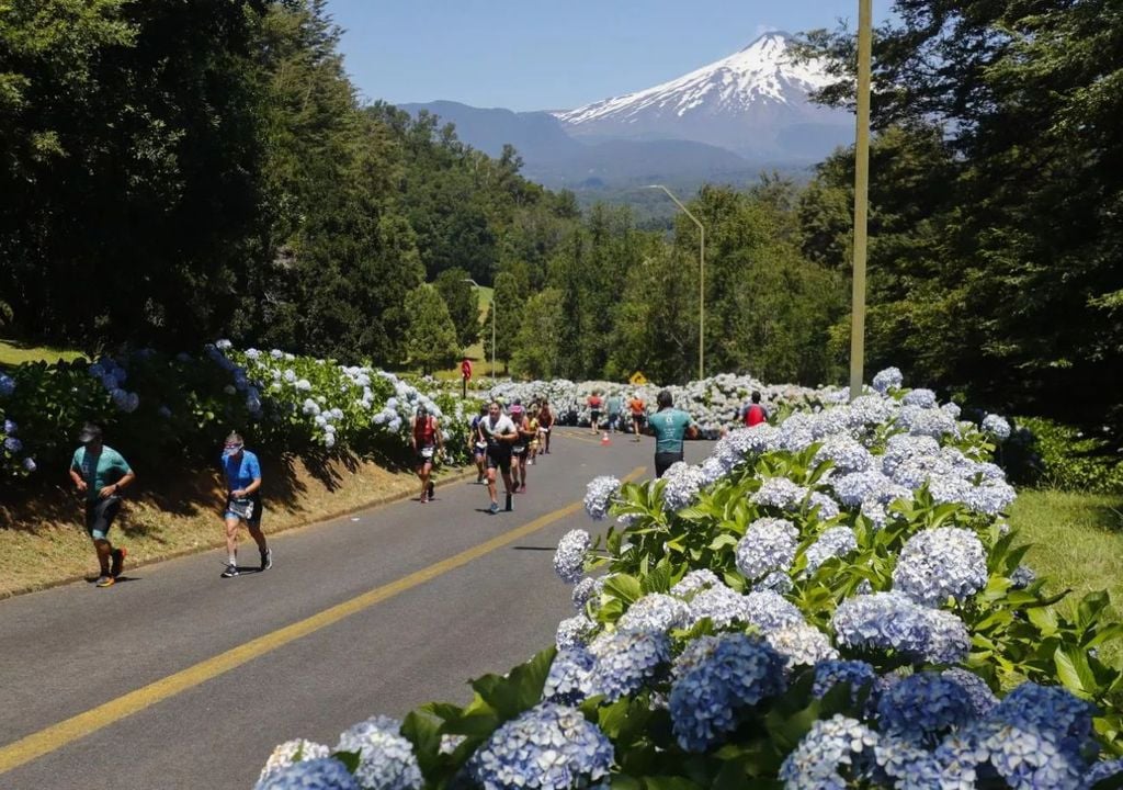 atletas corriendo en Ironman de Pucón