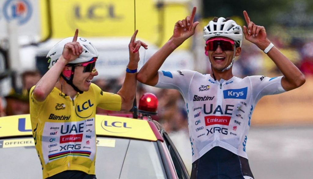 El esloveno apoyó con todo a Isaac para conseguir este tercer lugar. Imagen UAE Team Emirates.