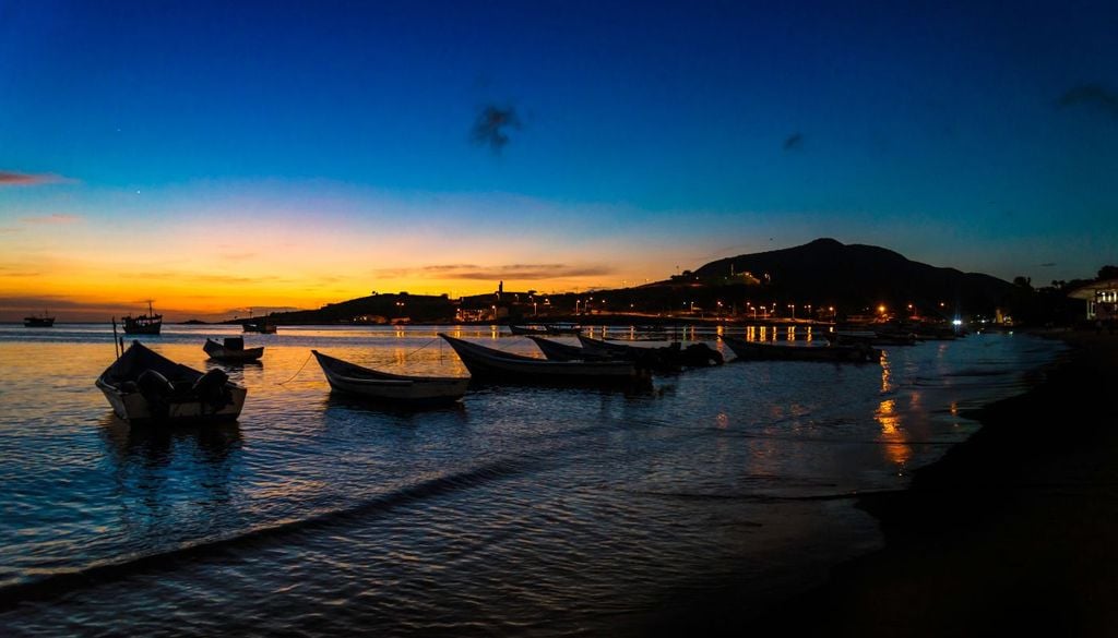 Isla Margarita Turismo de sol e praia na Ilha Margarita: uma das praias mais lindas do Caribe.
