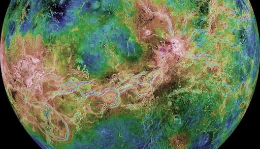 Ist die Venus geologisch aktiv? Forscher vermuten junge Grabenbr&uuml;che in der Kruste