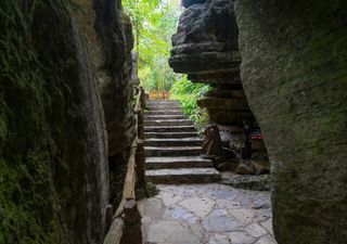 Já ouviu falar na Floresta de Pedra de Suobuya? Fica na China e a sua geomorfologia é impressionante!