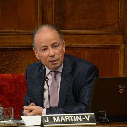 Javier Martín Vide, premiado por su labor de divulgación