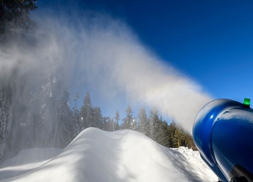JO d'hiver : comment et pourquoi la neige artificielle est-elle vraiment produite ?