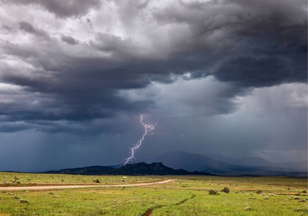 Tormenta en la montaña Las tormentas serán noticia en las tardes del domingo y lunes en zonas de montaña del norte peninsular.