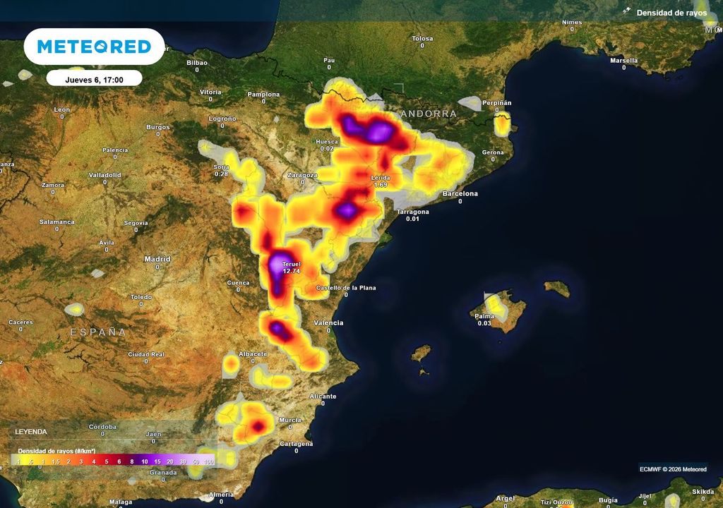 La tarde de mañana jueves será muy tormentosa en el nordeste peninsular. Descargarán tormentas fuertes a muy fuertes, con abundante aparato eléctrico, que podrán dejar granizo