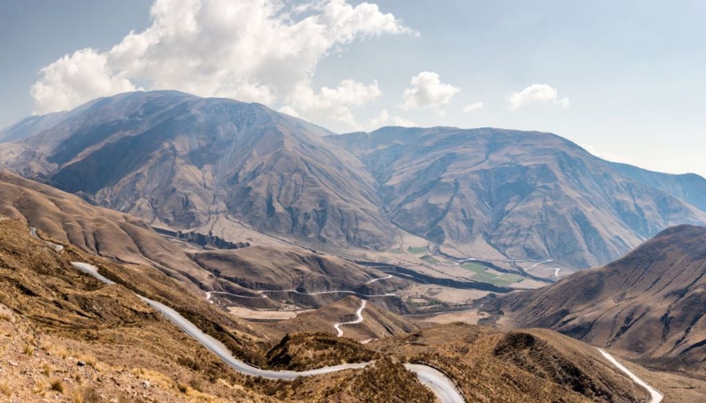 Recorridos por bodegas de los Valles y la Quebrada: la nueva propuesta del Bus Vitivinícola en Jujuy Recorridos por bodegas de los Valles y la Quebrada: la nueva propuesta del Bus Vitivinícola en Jujuy
