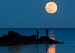 Julho terá Superlua, chuvas de meteoros e a passagem de um cometa!