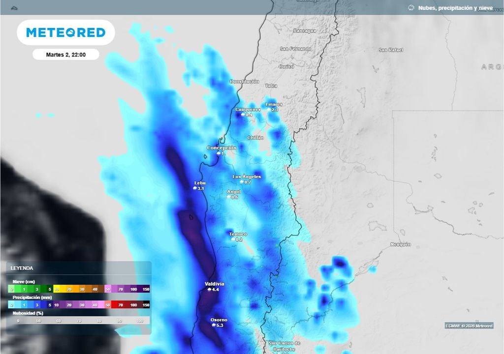 En el límite de la inestabilidad: la imagen muestra cómo la cola del sistema frontal roza la Región del Maule, marcando la frontera entre las lluvias del sur y el ambiente seco y estable del centro-norte.
