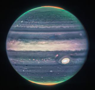 Júpiter muestra sus secretos a Webb: auroras y neblinas