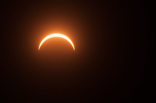 Jusqu'&agrave; 35&deg;C &agrave; 20 heures : d&eacute;couvrez les pr&eacute;visions m&eacute;t&eacute;o en France pour la soir&eacute;e de l'&eacute;clipse solaire