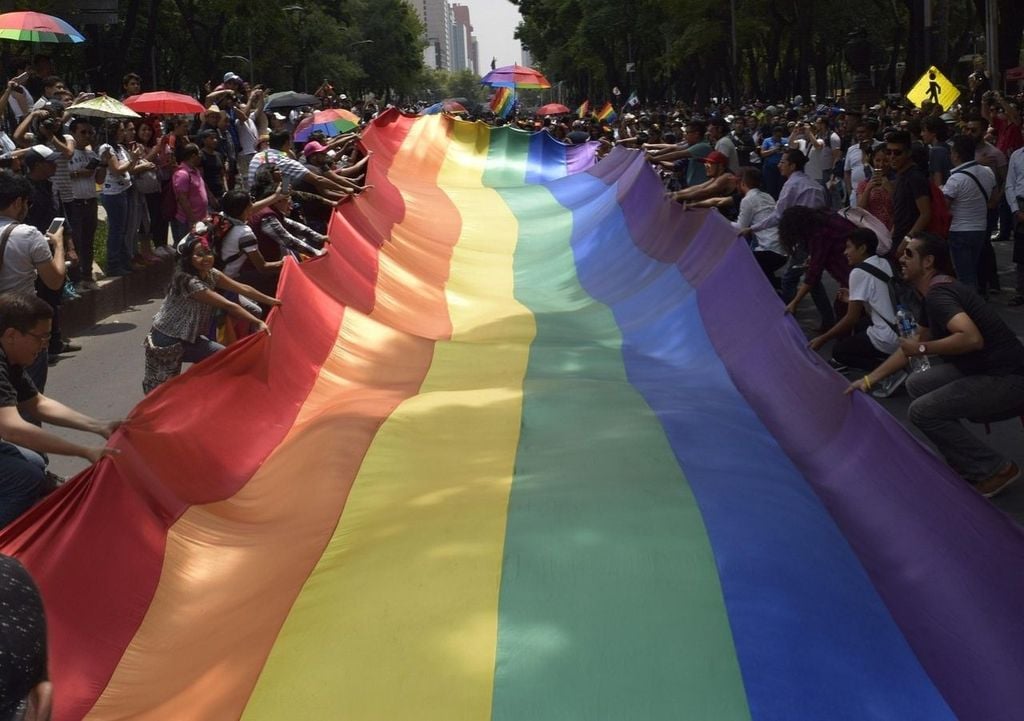 La comunidad LGBTIQ+, al ser un grupo marginado, tiene mayor probabilidad de verse afectada por los efectos de tiempo severo meteorológico, especialmente en las acciones de recuperación. La comunidad LGBTIQ+, al ser un grupo marginado, tiene mayor probabilidad de verse afectada por eventos extremos en las acciones de recuperación. Foto de Gabriela Serralde.