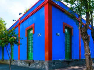 La Casa Azul de Frida Kahlo: el legado vivo de su arte y vida