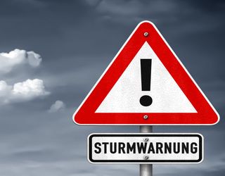 Karneval 2025 in Gefahr? Ein seltsames Wetterphänomen bringt Schnee, Sturm und Chaos genau zur fünften Jahreszeit!