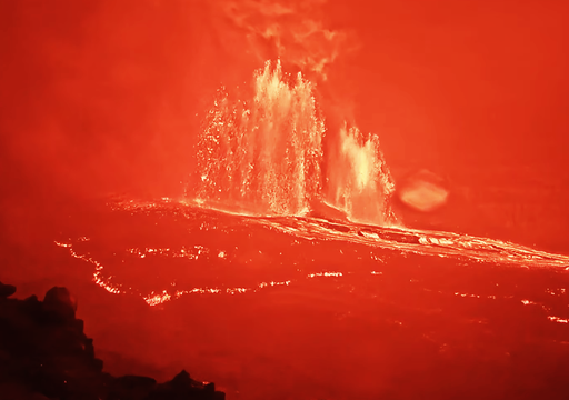 Video: impresionantes im&aacute;genes de la m&aacute;s reciente erupci&oacute;n del volc&aacute;n Kilahue, Haw&aacute;i