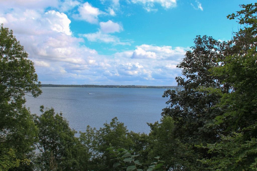 Schweriner See Bei solchen Ausblicken findet man schnell zu innerer Ruhe. Foto: Pixabay